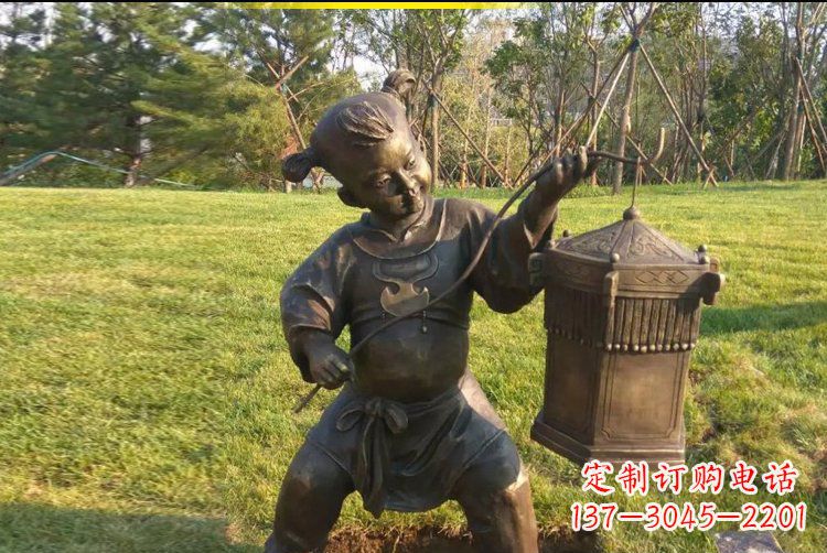 泉州灯笼雕塑点亮公园的精彩