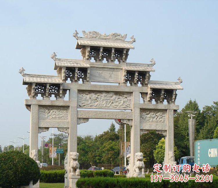 泉州大理石三门广场石雕牌坊