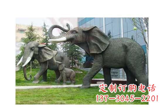 泉州大象一家三口铜雕
