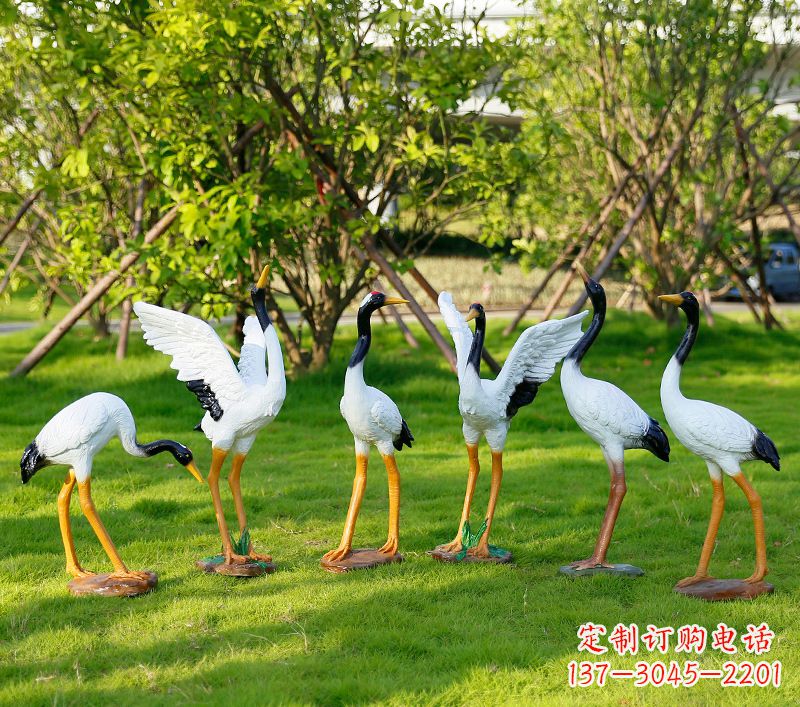 泉州丹顶鹤抽象雕塑