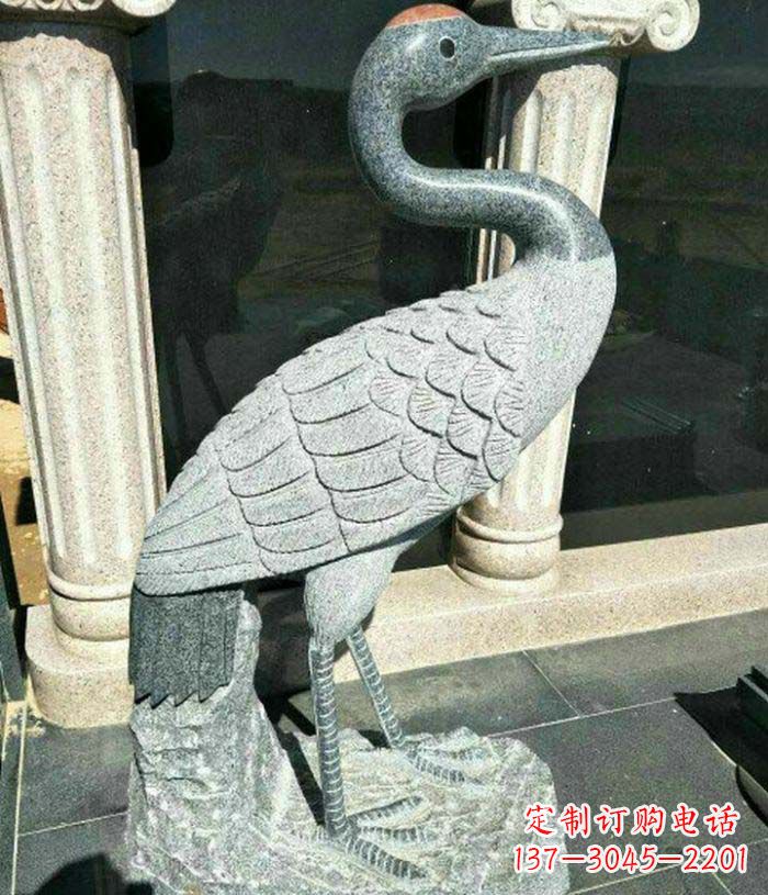 泉州传统工艺精雕丹顶鹤雕塑