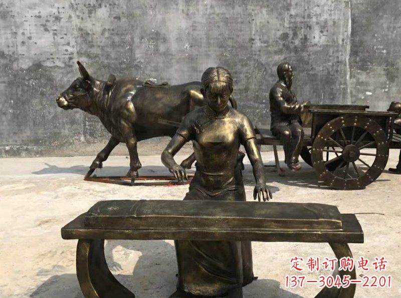 泉州铜制古筝人物校园景观雕塑