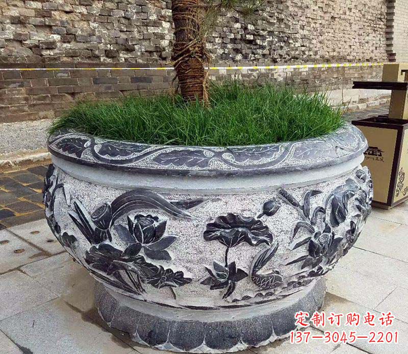 泉州道路景观花盆石雕