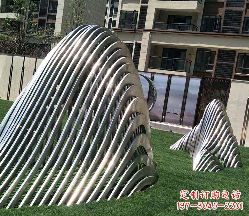 泉州不锈钢假山雕塑——电镀之美