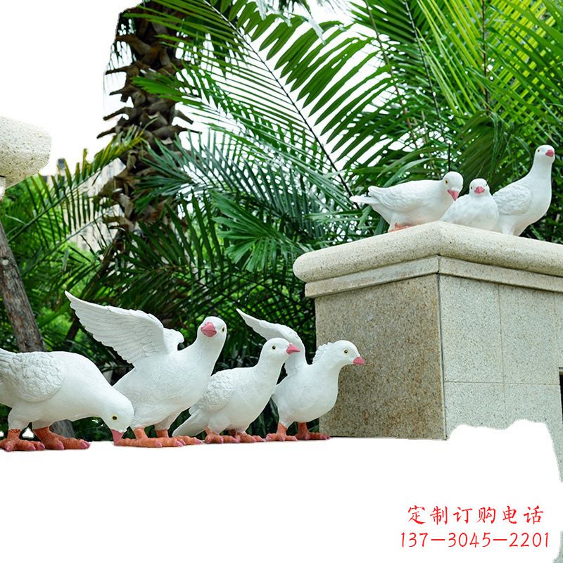 泉州雕像上的鸽子