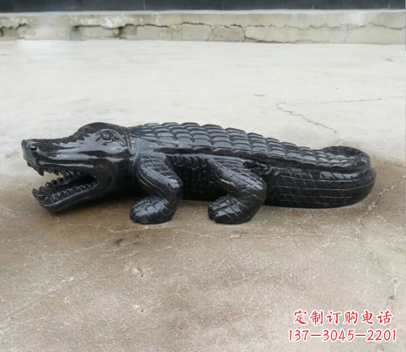 泉州经典鳄鱼景观石雕
