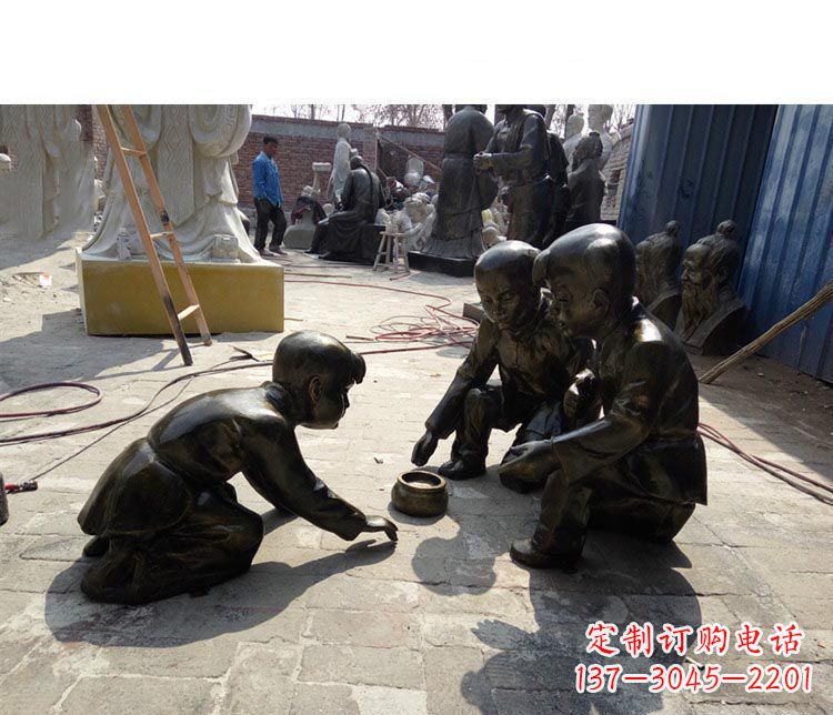 泉州斗蛐蛐的儿童铜雕