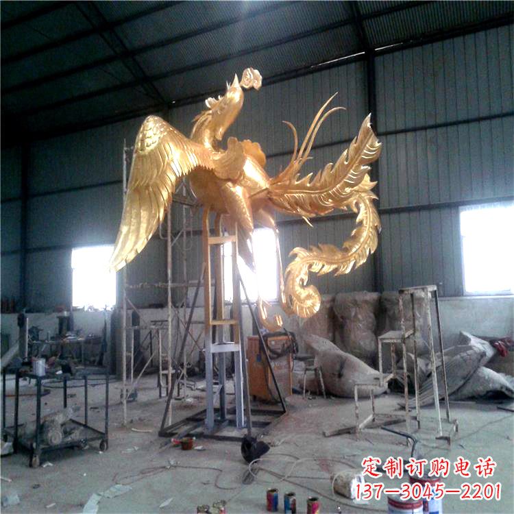 泉州锻铜精美凤凰雕塑