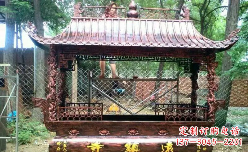 泉州方形寺庙香炉铜雕塑