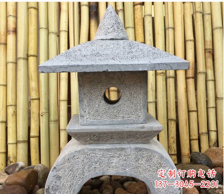 泉州古典灯笼石雕