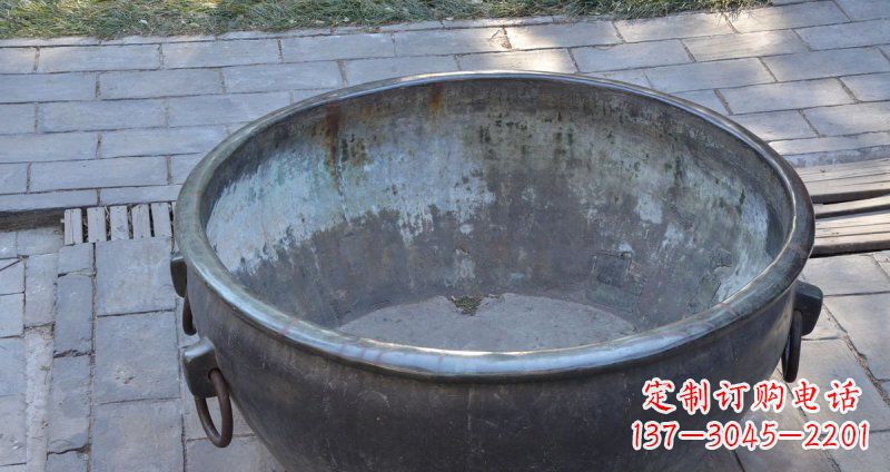 泉州仿古纹饰铜水缸雕塑