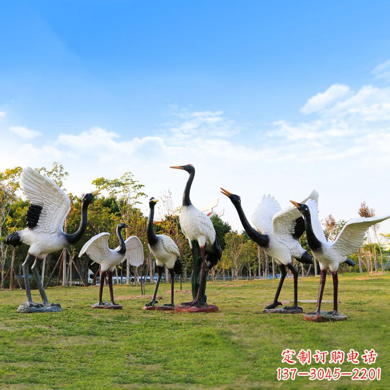 泉州仿真仙鹤公园动物雕塑