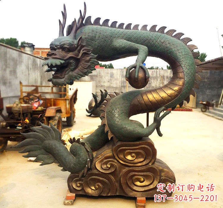泉州精致铜雕飞龙珠