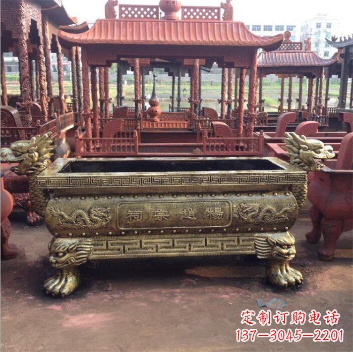 泉州精美麒麟雕塑——浮雕铜香炉