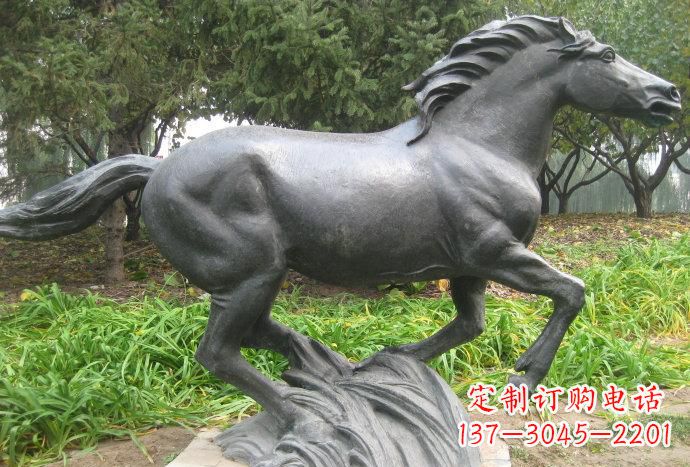 泉州奔马铜雕—精美雕塑处处闪耀灿烂光彩