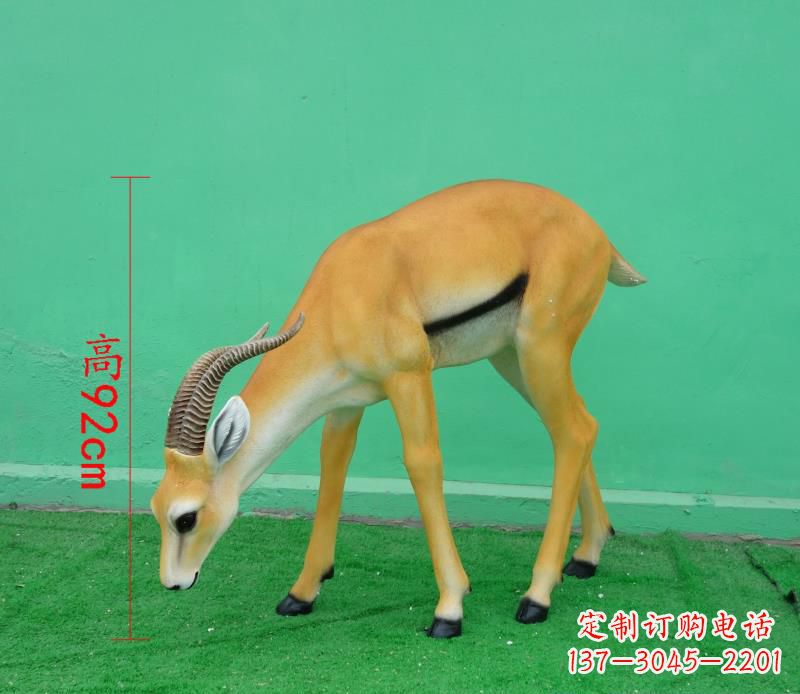泉州玻璃钢仿真羚羊雕塑