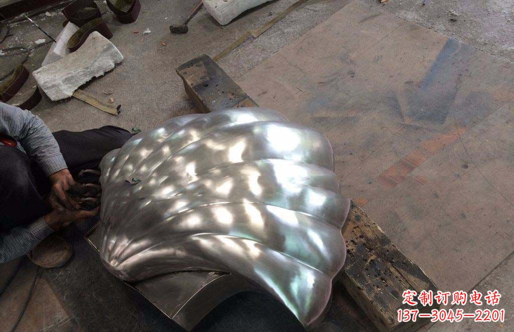 泉州精致现代的不锈钢贝壳雕塑