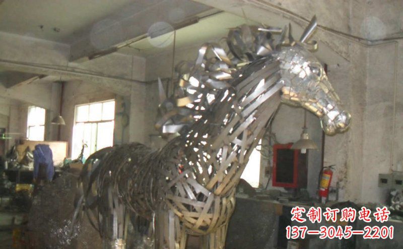 泉州不锈钢抽象马动物雕塑