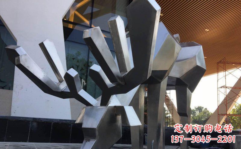 泉州聚体雕塑抽象几何驯鹿