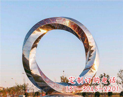 泉州精美的不锈钢圆环景观雕塑