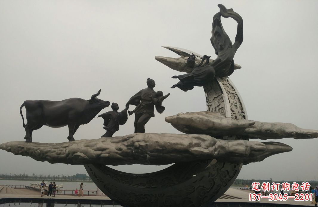 泉州公园不锈钢牛郎织女景观雕塑