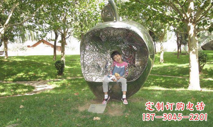 泉州公园不锈钢苹果座椅雕塑