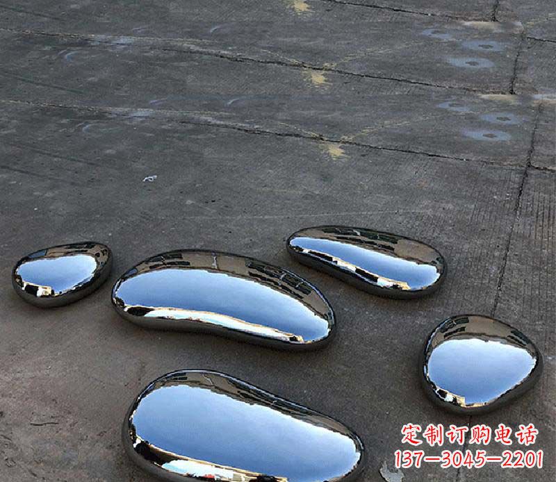 泉州不锈钢水滴景观雕塑美轮美奂,营造自然灵动