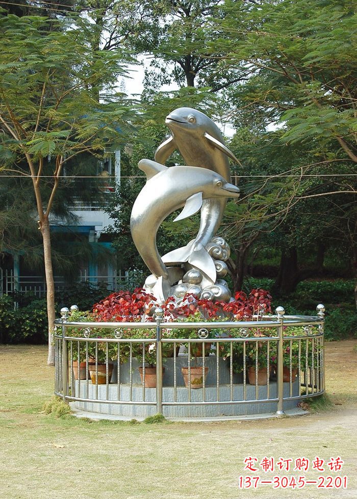 泉州不锈钢踏浪海豚雕塑