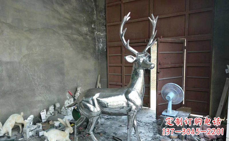 泉州公园不锈钢驯鹿摆件雕塑