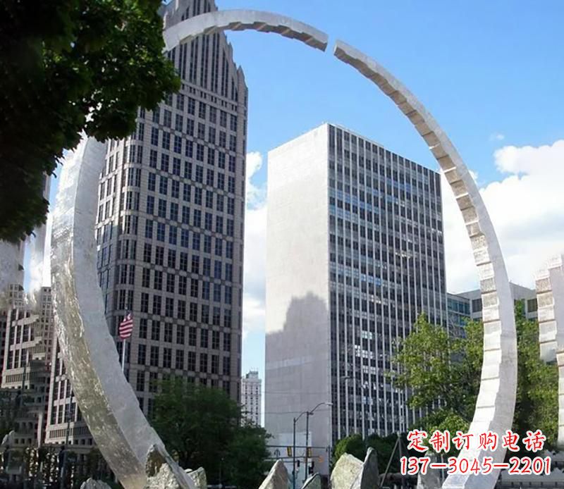 泉州公园不锈钢圆环景观雕塑