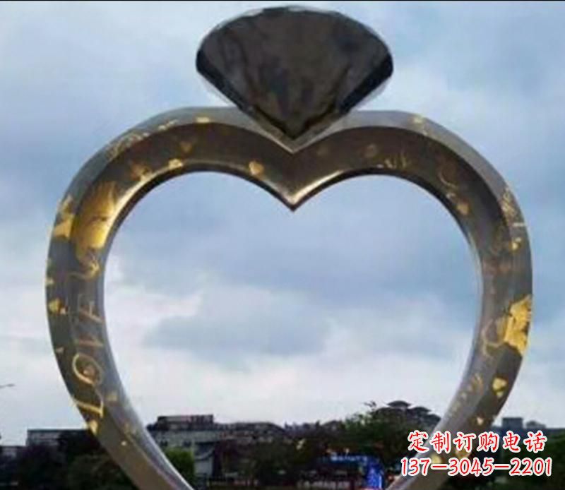 泉州公园不锈钢钻石戒指景观雕塑