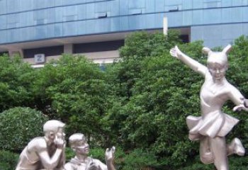 泉州优质不锈钢学生人物雕塑
