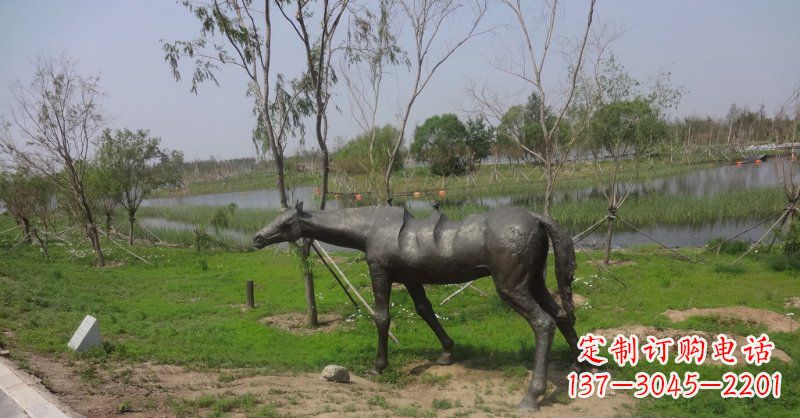 泉州公园抽象马景观铜雕