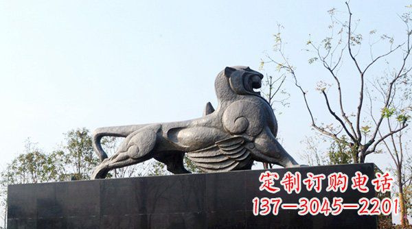 泉州公园抽象狮子动物铜雕