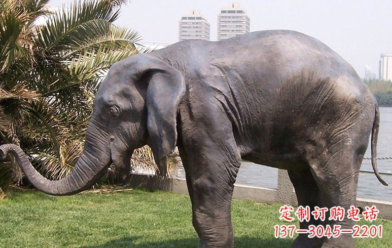 泉州公园大象铜雕塑