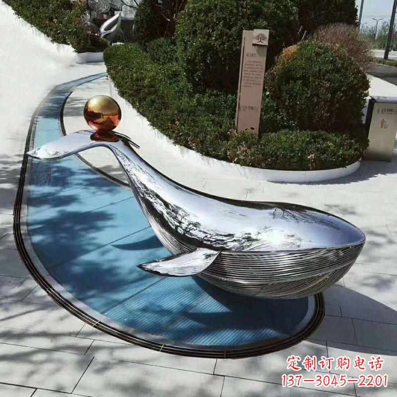 泉州大型不锈钢镜面鲸鱼景观雕塑摆件