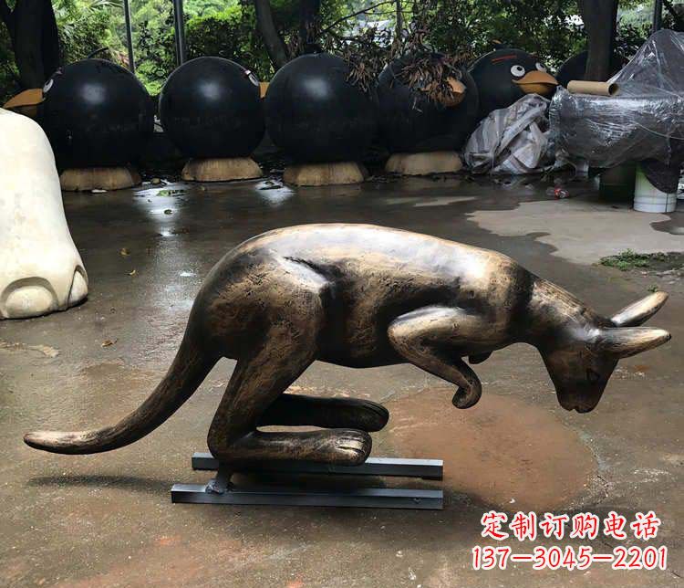 泉州中领雕塑袋鼠铜雕