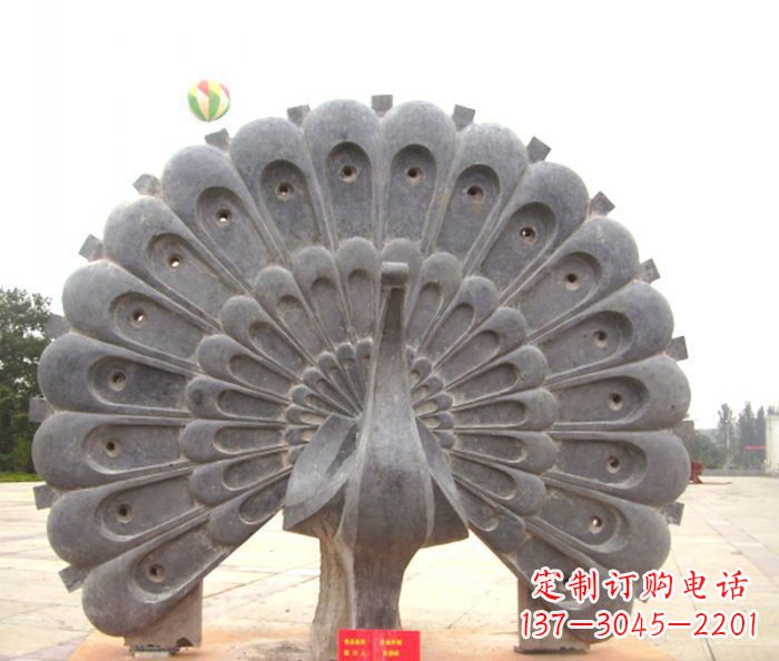 泉州风格独特的孔雀石雕