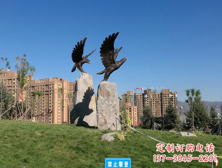 泉州全新设计的精致老鹰雕塑