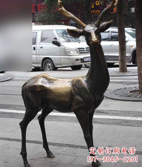 泉州公园动物鹿铜雕