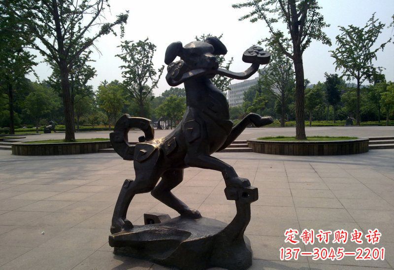 泉州公园动物如意小狗铜雕