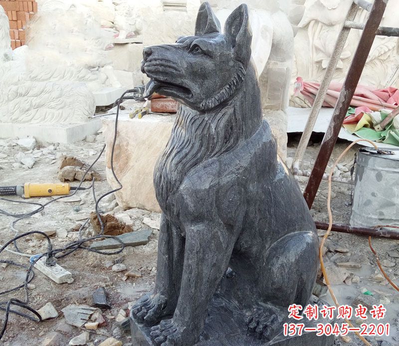 泉州狗雕塑,以自然主题展现美丽艺术