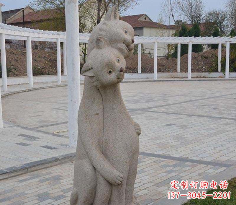 泉州公园动物小猫石雕