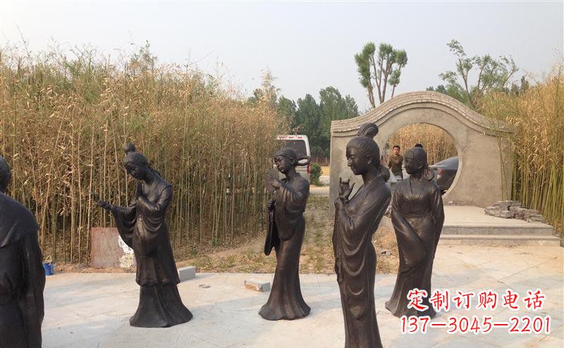 泉州公园古代女人人物铜雕