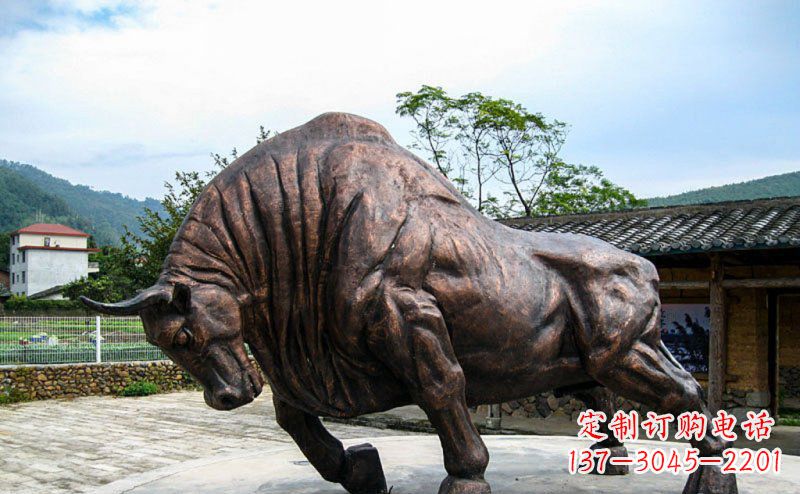 泉州公园开荒牛动物铜雕