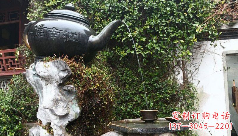 泉州铜雕茶壶,雕刻美景,带您开启新的旅程