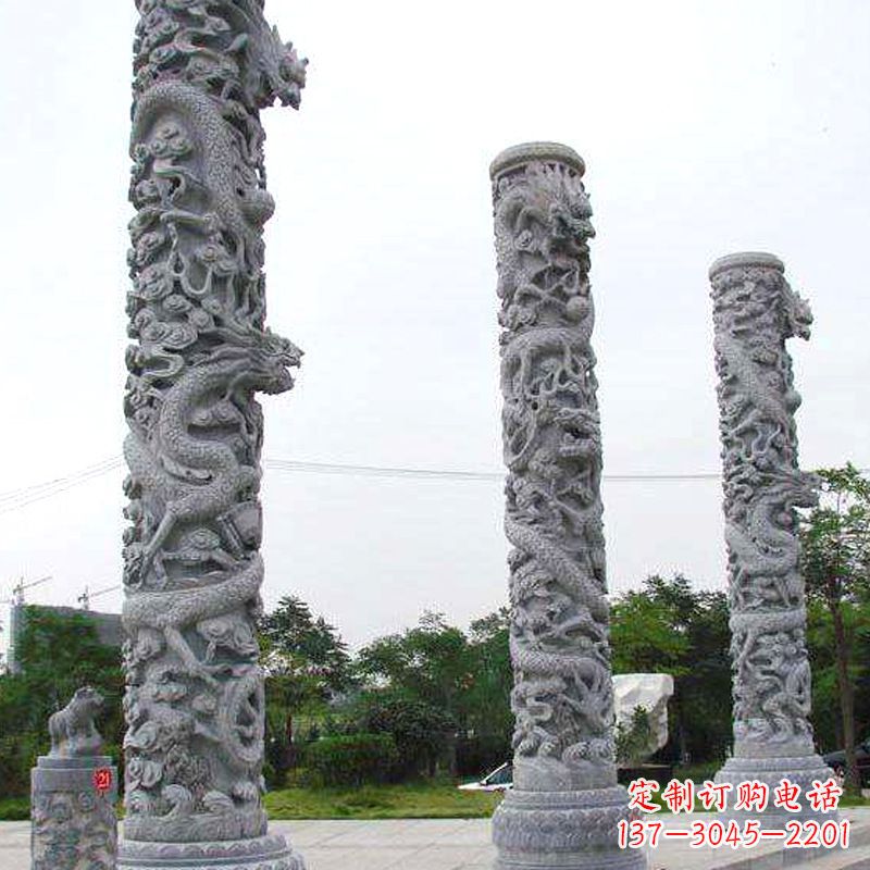 泉州精美的公园景观龙柱雕塑