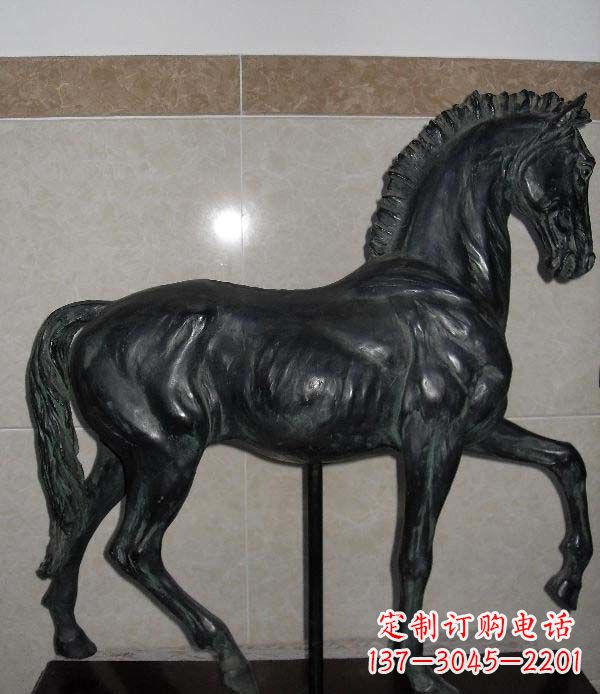 泉州公园马动物景观铜雕