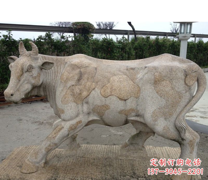 泉州中领雕塑精美绝伦的奶牛石雕