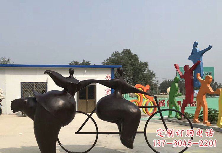 泉州青春无悔,精致自行车雕塑